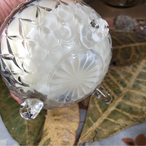 Handmade Soy Candle: Snow In the Woods - Picture 4 of 6